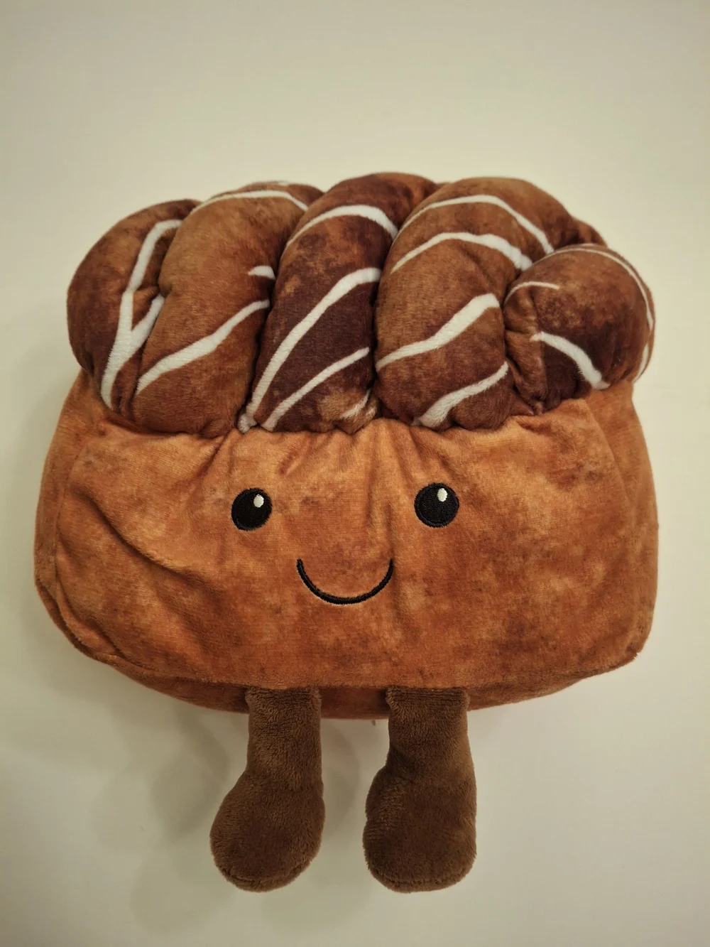 Plush Dollywood Cinnamon Bread Stuffed Animal - Brown